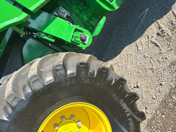 2023 John Deere S780 Combine