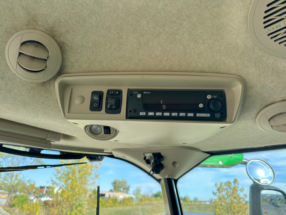 2023 John Deere S780 Combine