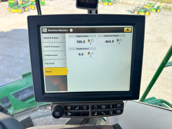 2023 John Deere S780 Combine