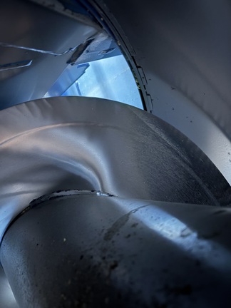 2022 Kinze 1521 Grain Cart