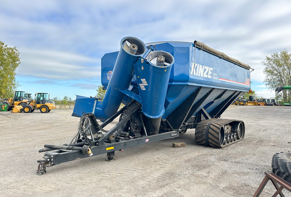 2022 Kinze 1521 Grain Cart