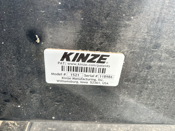 2022 Kinze 1521 Grain Cart