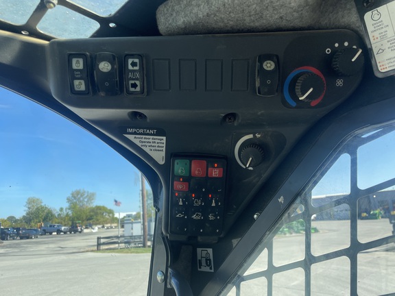 2022 John Deere 325G Compact Track Loader