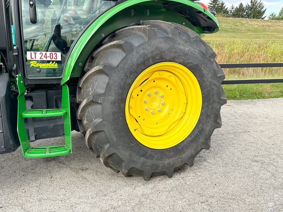 2024 John Deere 5100E Tractor
