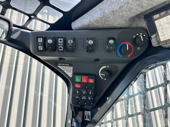 2024 John Deere 325G Compact Track Loader