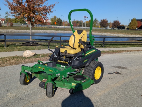 2022 John Deere Z950M Mower/Zero Turn