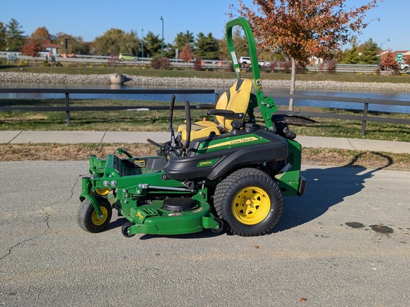 2022 John Deere Z950M Mower/Zero Turn
