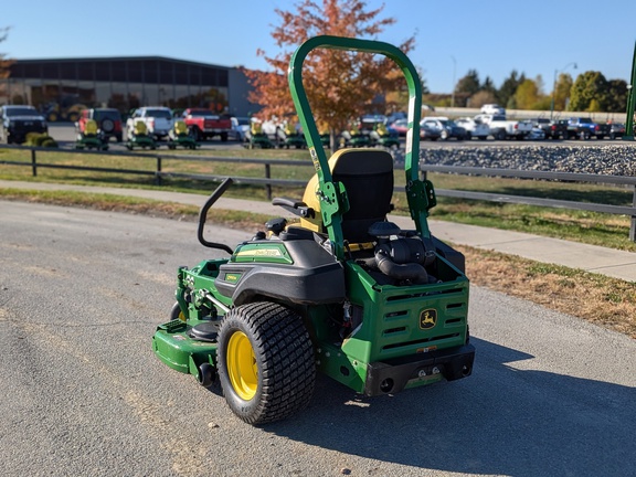 2022 John Deere Z950M Mower/Zero Turn