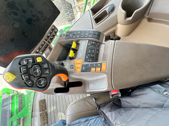 2024 John Deere S780 Combine