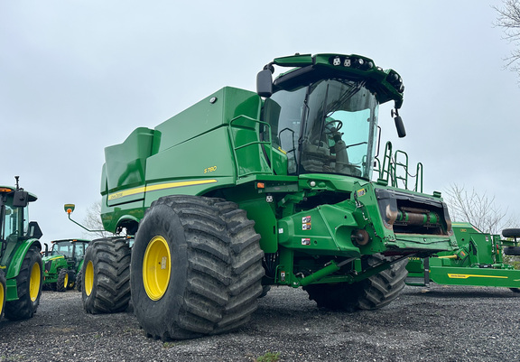 2024 John Deere S780 Combine