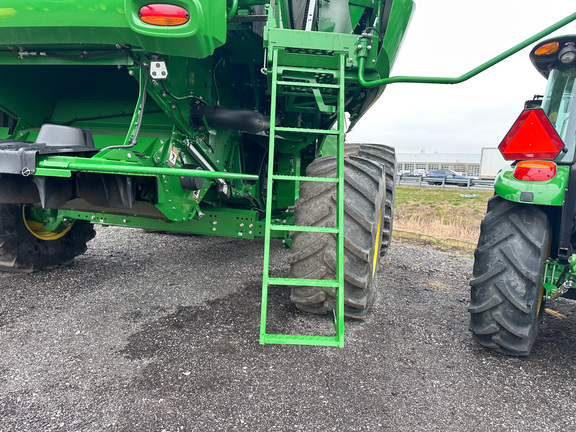 2024 John Deere S780 Combine