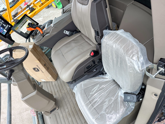 2025 Hagie STS12 Sprayer/High Clearance