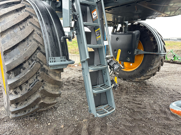 2025 Hagie STS12 Sprayer/High Clearance