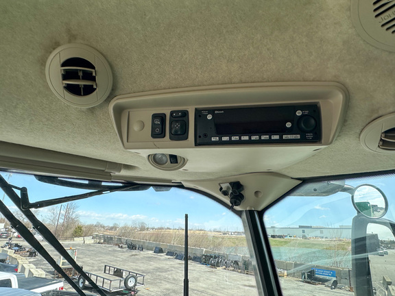 2024 John Deere S780 Combine