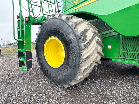 2024 John Deere S780 Combine