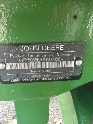 2016 John Deere 5055E Tractor