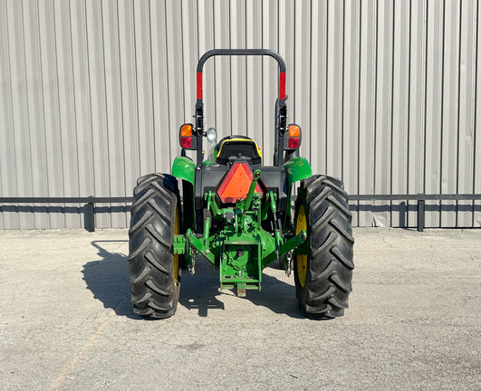 2016 John Deere 5055E Tractor