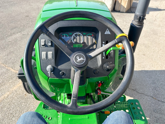 2016 John Deere 5055E Tractor