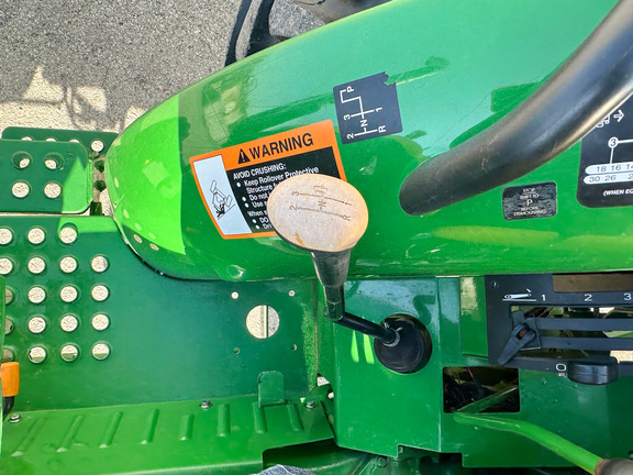 2016 John Deere 5055E Tractor