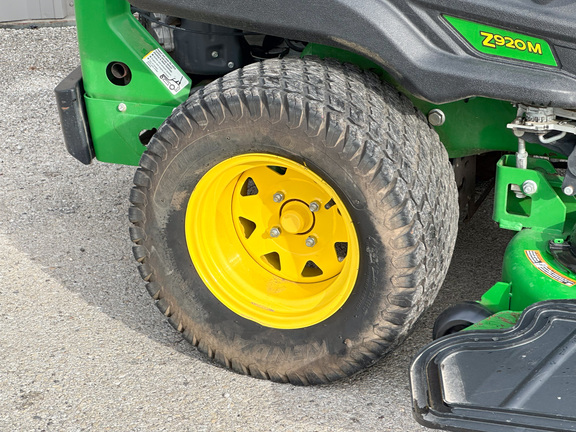 2022 John Deere Z920M Mower/Zero Turn