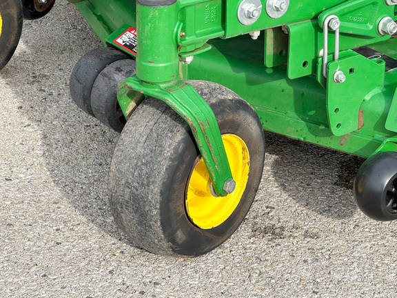 2022 John Deere Z920M Mower/Zero Turn