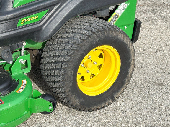 2022 John Deere Z920M Mower/Zero Turn