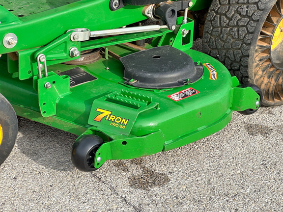 2022 John Deere Z930M Mower/Zero Turn