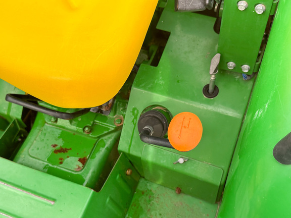 2016 John Deere 5065E Tractor