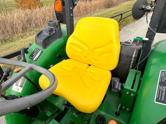 2016 John Deere 5065E Tractor
