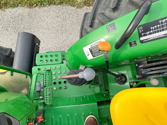 2016 John Deere 5065E Tractor