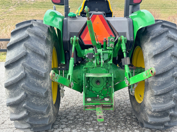 2016 John Deere 5065E Tractor