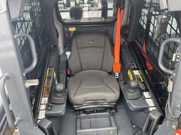 2024 John Deere 325G Compact Track Loader