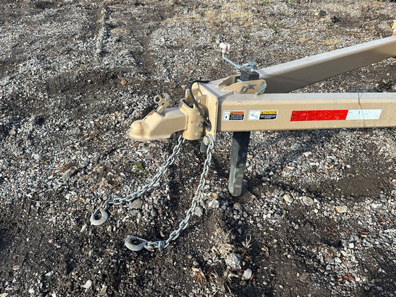 2012 Unverferth 400 Tender