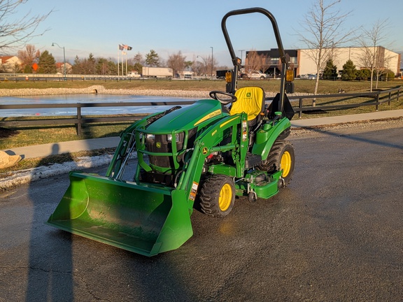 2022 John Deere 1023E Tractor Compact