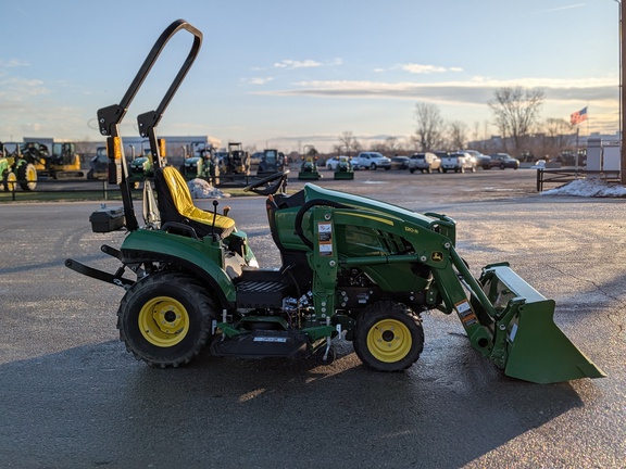 2022 John Deere 1023E Tractor Compact