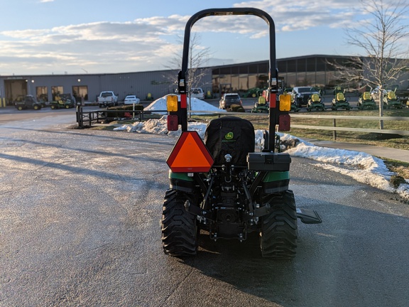 2022 John Deere 1023E Tractor Compact