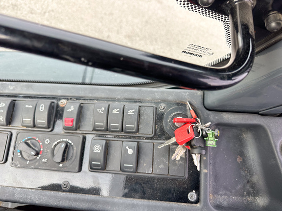 2019 John Deere 244L Compact Utility Loader