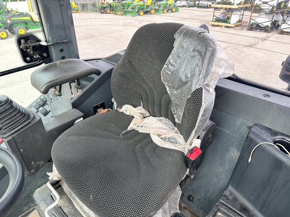 2019 John Deere 244L Compact Utility Loader