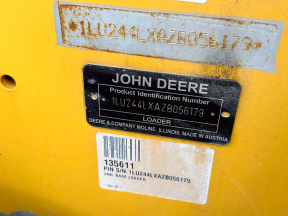 2019 John Deere 244L Compact Utility Loader