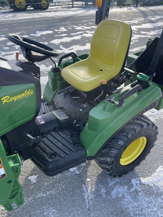 2021 John Deere 1023E Tractor Compact