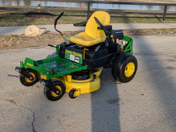 2017 John Deere Z335M Mower/Zero Turn