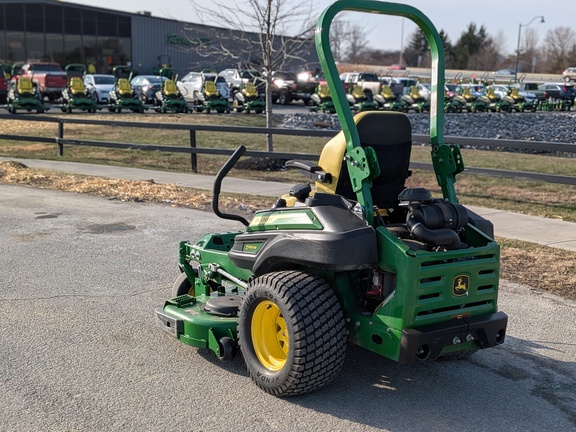2022 John Deere Z950M Mower/Zero Turn