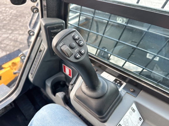 2024 John Deere 335 P Compact Track Loader