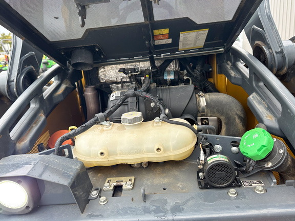 2021 John Deere 324G Skid Steer Loader