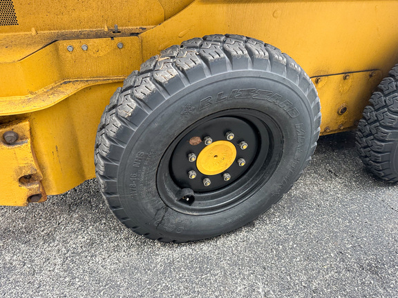 2021 John Deere 324G Skid Steer Loader