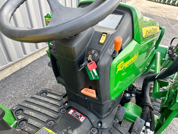 2022 John Deere 1023E Tractor Compact
