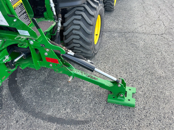 2021 John Deere 1025R Tractor Compact