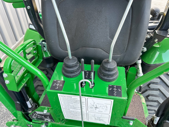 2021 John Deere 1025R Tractor Compact