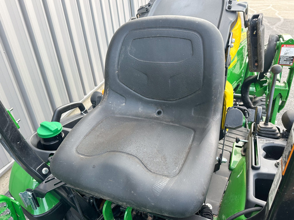 2021 John Deere 1025R Tractor Compact