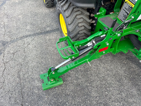 2021 John Deere 1025R Tractor Compact